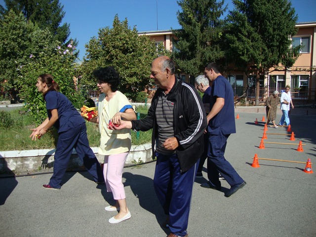 2014-08-27 05