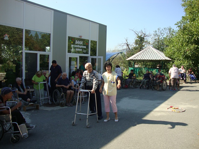 2014-08-27 10