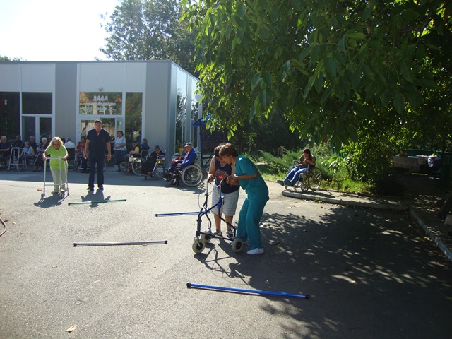 2014-08-27 19