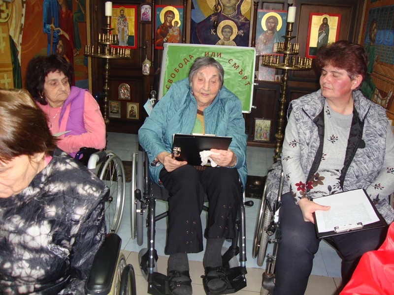 apostola-19