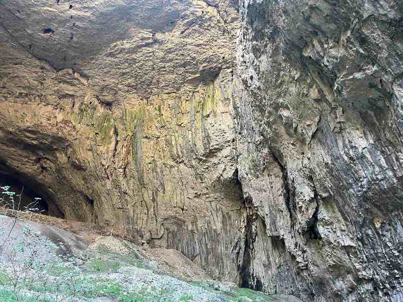 pestera-22