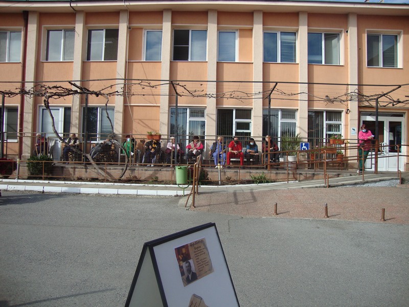 1-noemvri 34