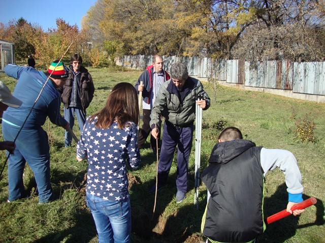dobrovolci gradina2015 14